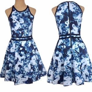 Parker Emmy Dress blue floral print Small